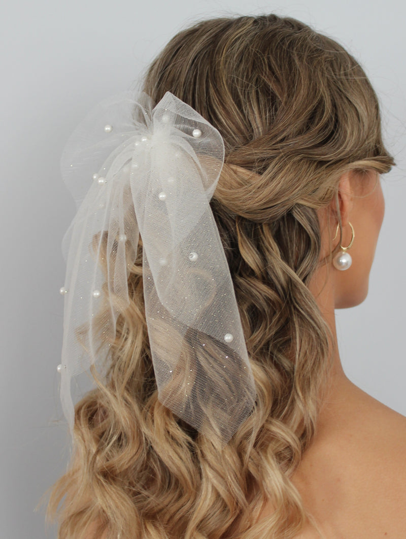 PEARL TULLE BRIDAL BOW